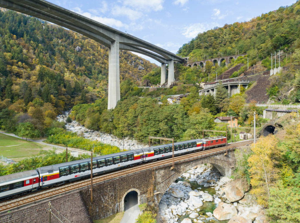 23_Gotthard Panorama Express_Biaschina©SBB CFF FFS; Dario Häusermann